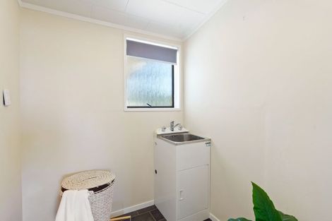 Photo of property in 11 Mountainview Terrace, Otaki Beach, Otaki, 5512