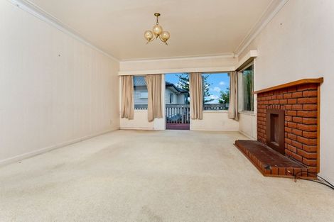 Photo of property in 615 Beach Road, Rothesay Bay, Auckland, 0630