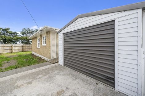 Photo of property in 36 Cambridge Street, Levin, 5510