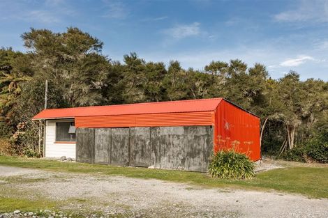 Photo of property in 195 Powerhouse Road, Fairdown, Westport, 7891