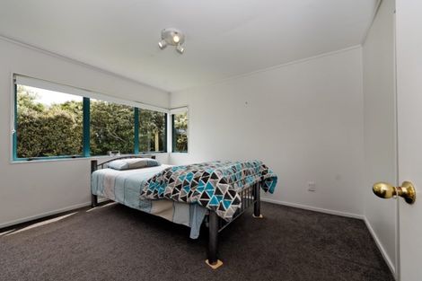 Photo of property in 123 Piha Road, Piha, New Lynn, 0772