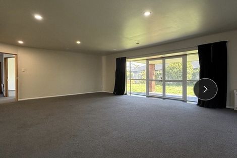 Photo of property in 18 Beauford Place, Parklands, Christchurch, 8083