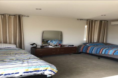 Photo of property in 41 Nimstedt Avenue, Oteha, Auckland, 0632