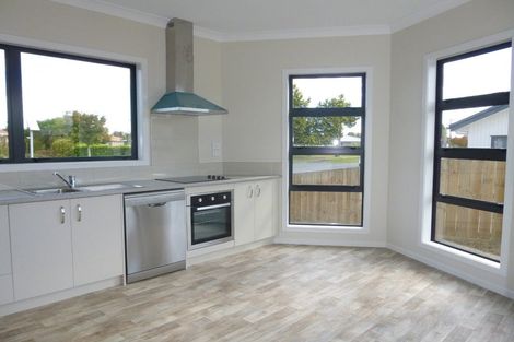 Photo of property in 1/35 Macdonald Road, Glenview, Hamilton, 3206