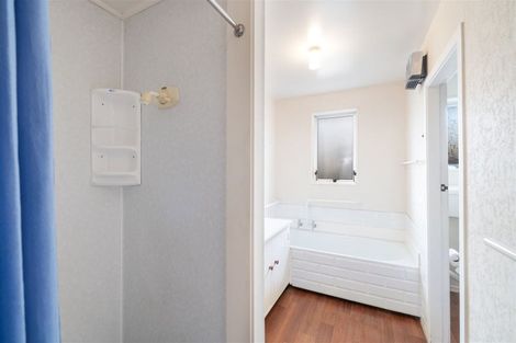 Photo of property in 2/35 Oldwood Street, Bishopdale, Christchurch, 8053