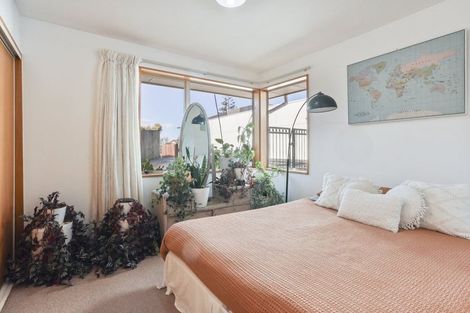 Photo of property in 267a Lake Terrace Road, Shirley, Christchurch, 8061