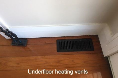 Photo of property in 1/46 Old Lake Road, Narrow Neck, Auckland, 0624