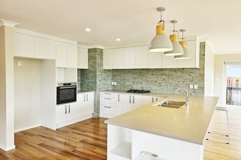 Photo of property in 5 Nicholson Place, Hillcrest, Auckland, 0627