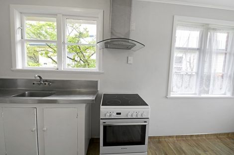 Photo of property in 199 Riverside Drive, Waterloo, Lower Hutt, 5011