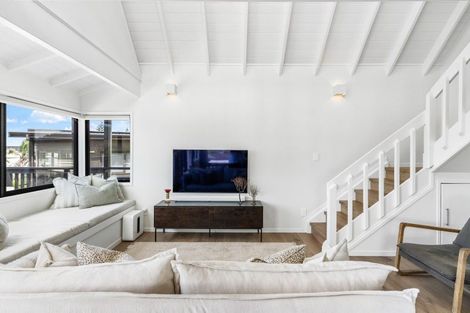 Photo of property in 306b Beverley Terrace, Whangamata, 3620