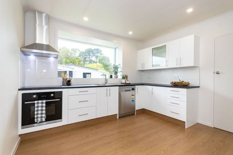 Photo of property in 95 Ruamahanga Crescent, Terrace End, Palmerston North, 4410