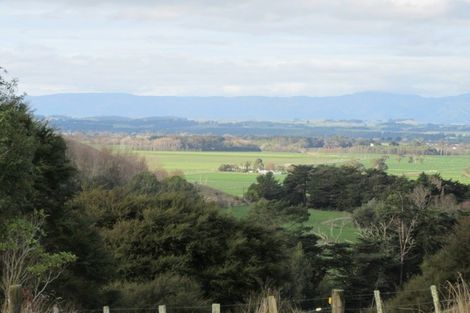 Photo of property in 74 Mangaone Road, Halcombe, Feilding, 4779