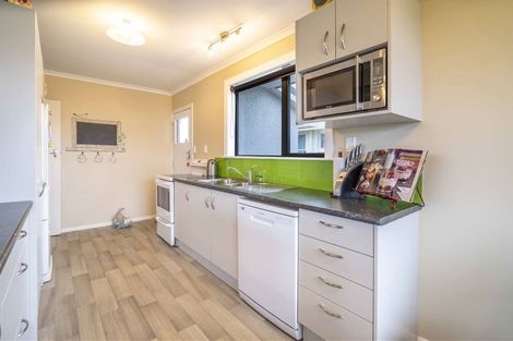 Photo of property in 137 Edinburgh Crescent, Waikiwi, Invercargill, 9810