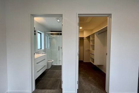 Photo of property in 20 Lockyer Road, Kumeu, 0810