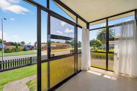 Photo of property in 5 Beaumont Place, Westbrook, Palmerston North, 4412