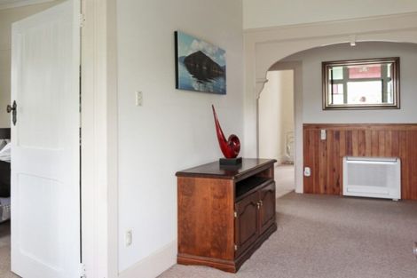 Photo of property in 144a Waikawa Road, Picton, 7220