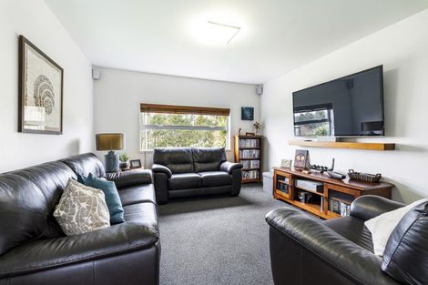 Photo of property in 225 Awai Road, Tarurutangi, New Plymouth, 4372