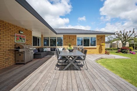 Photo of property in 590 Clevedon Kawakawa Road, Clevedon, Papakura, 2585