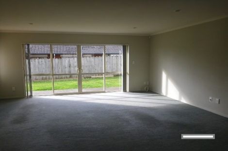Photo of property in 52 Milson Drive, Papakura, 2110