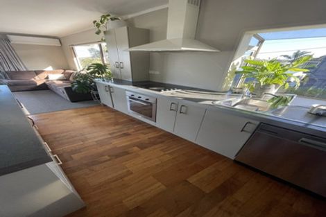 Photo of property in 2 Pine Road, Ngunguru, Whangarei, 0173