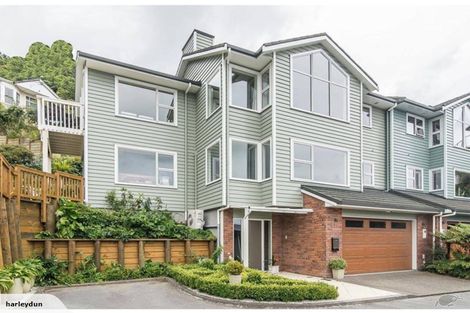 Photo of property in 16 Curnow Way, Kaiwharawhara, Wellington, 6035