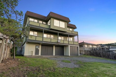 Photo of property in 44 Tireti Road, Titahi Bay, Porirua, 5022