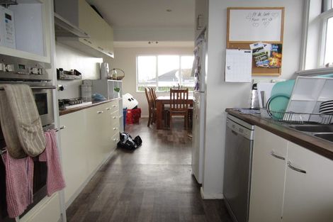 Photo of property in 85 Alfred Street, Fairfield, Hamilton, 3214