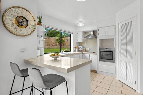 Photo of property in 15 Charles Prevost Drive, The Gardens, Auckland, 2105