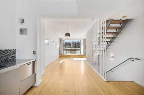 Photo of property in 253/21 Left Bank, Te Aro, Wellington, 6011