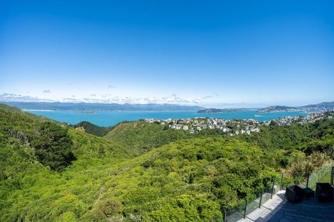 Photo of property in 42 Gurkha Crescent, Khandallah, Wellington, 6035