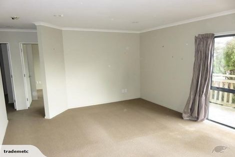 Photo of property in 2 Beazley Avenue, Paparangi, Wellington, 6037