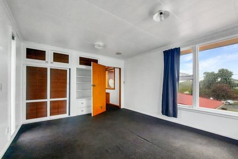 Photo of property in 4 Oakdale Street, Avonhead, Christchurch, 8042