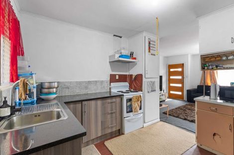 Photo of property in 2/25 Avenue Road, Otahuhu, Auckland, 1062