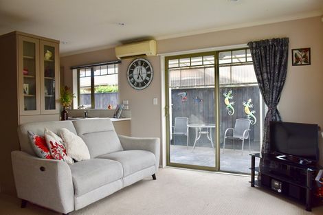 Photo of property in 24 Bayliss Close, Northwood, Christchurch, 8051