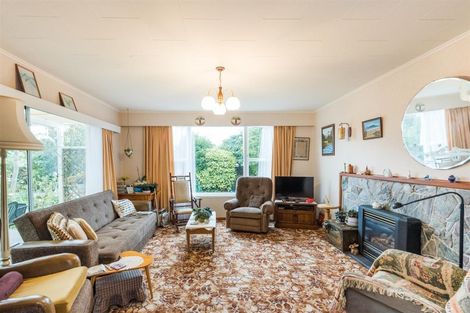 Photo of property in 6 Dalrymple Place, Marton, 4710