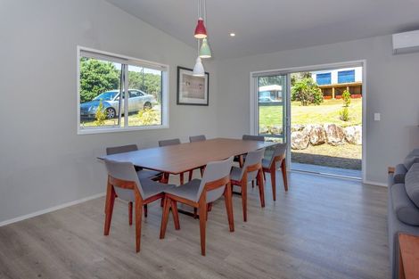 Photo of property in 5 Ross Place, Whiritoa, Whangamata, 3691