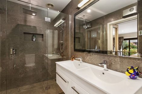 Photo of property in 149 Straven Road, Fendalton, Christchurch, 8014