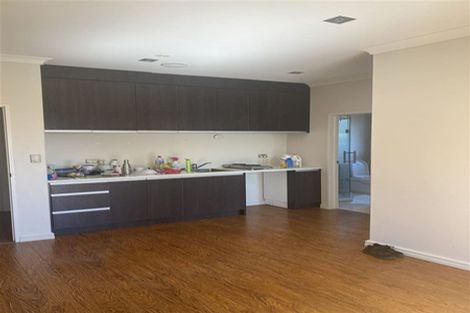 Photo of property in 21d Stamford Crescent, Flat Bush, Auckland, 2019