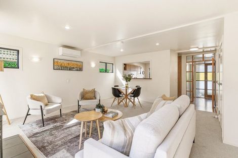 Photo of property in 2d Hatton Street, Karori, Wellington, 6012