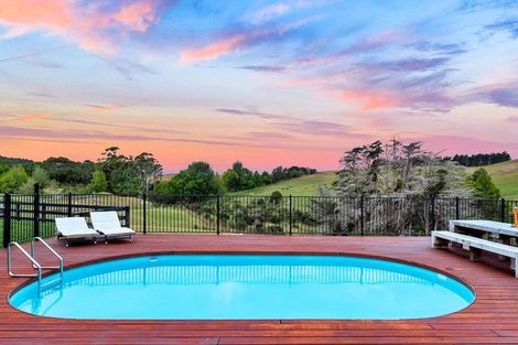 Photo of property in 56 Monowai Road, Wainui, Silverdale, 0994