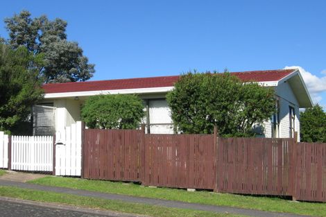 Photo of property in 35 Jandell Crescent, Bucklands Beach, Auckland, 2014