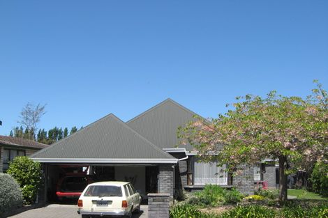 Photo of property in 12 Dunbarton Street, Redwood, Christchurch, 8051