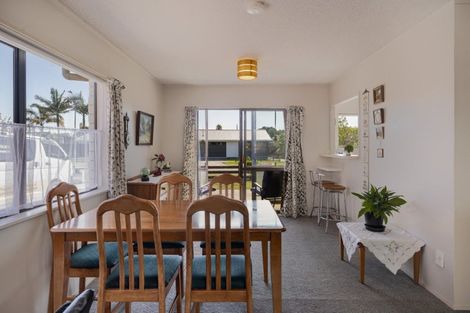 Photo of property in 2 Ngarimu Place, Mount Maunganui, 3116