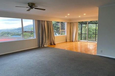 Photo of property in 3 Bede Grove, Tawa, Wellington, 5028