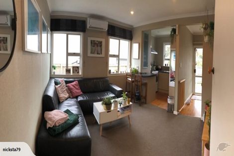 Photo of property in 417 Carrington Street, Upper Vogeltown, New Plymouth, 4310