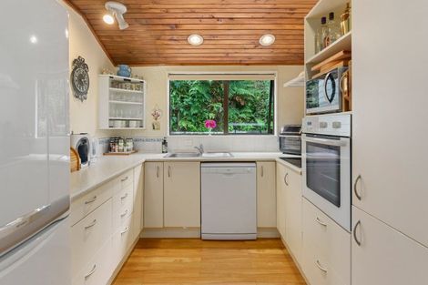 Photo of property in 128 Rahui Road, Otaki, 5512