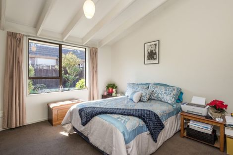 Photo of property in 247 Queenspark Drive, Parklands, Christchurch, 8083