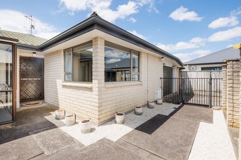 Photo of property in 73a Langley Avenue, Milson, Palmerston North, 4414
