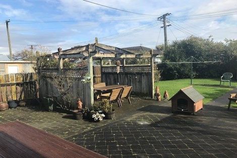 Photo of property in 14 Barton Grove, Naenae, Lower Hutt, 5011