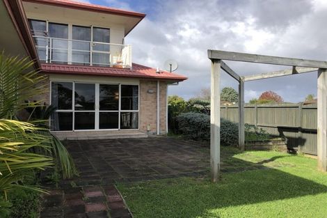 Photo of property in 21 Sheralee Place, Bucklands Beach, Auckland, 2014
